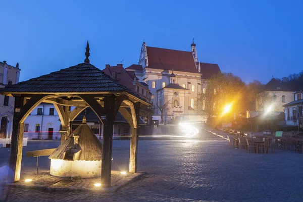 Old Well Market Square Kazimierz Dolny Kazimierz Dolny Lubelskie Poland — Stock Photo, Image