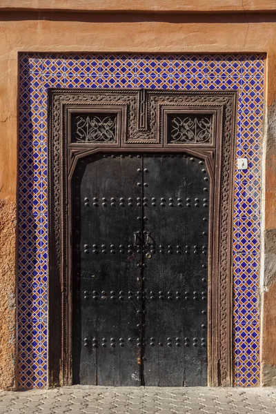 Door in old town of Marrakesh — Stock Photo, Image