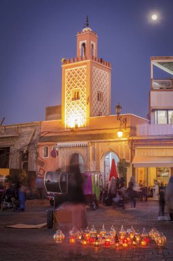 Marakeş'te Jemaa el-Fnaa