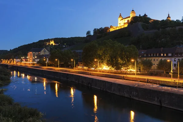 Panorama van Würzburg nachts — Stockfoto