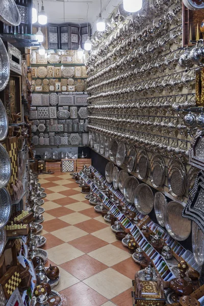 Nakupujte ve starém městě Marrakeš — Stock fotografie
