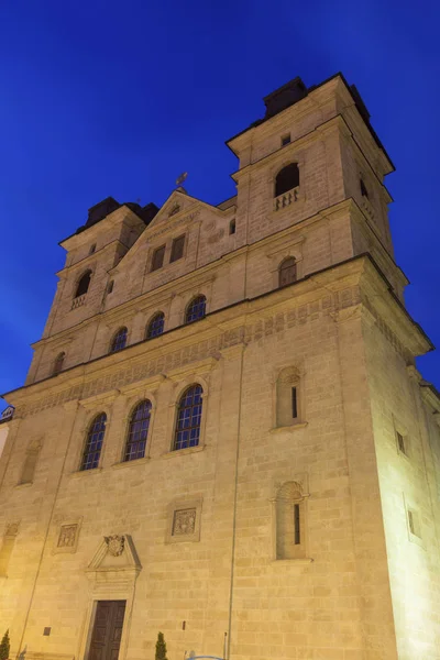 Dreifaltigkeitskirche in Kosice bei Nacht — Stockfoto
