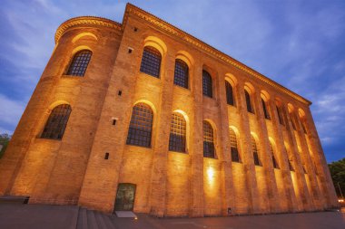 Trier Konstantin Bazilikası