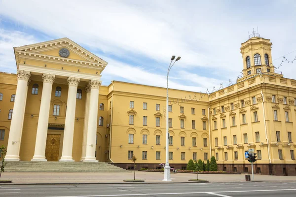 Prospekt nezavisimosti - Unabhängigkeitsallee in Minsk — Stockfoto