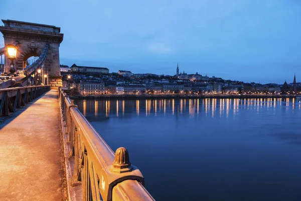 Řetězový most za úsvitu — Stock fotografie