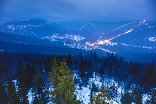 斯宾德勒夫 梅林的建筑 Spindleruv Mlyn Hradec Kralove Czechia — 图库照片