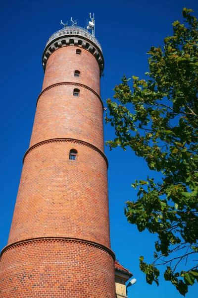 ヤロスラヴィエツの灯台 ポーランドの西ポメラニア州ヤロスラヴィエツ — ストック写真