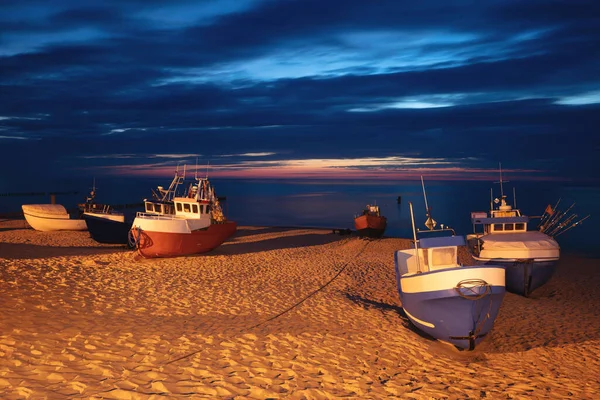 Barche Pesca Sulla Spiaggia Uniescie Uniescie Pomerania Occidentale Polonia — Foto Stock