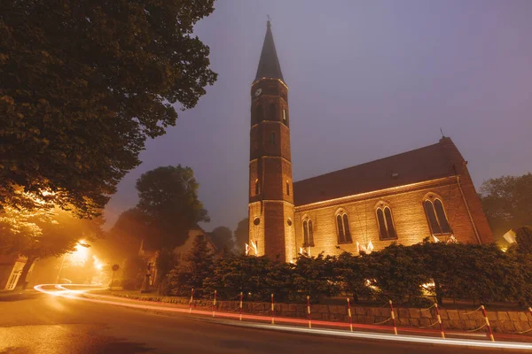 萨尔比诺沃的教堂波兰西波美拉尼亚Sarbinowo — 图库照片