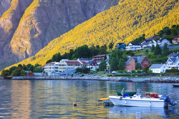 Aurlandsvangen Und Aurlandsfjord Aurlandsvangen Westnorwegen Norwegen — Stockfoto