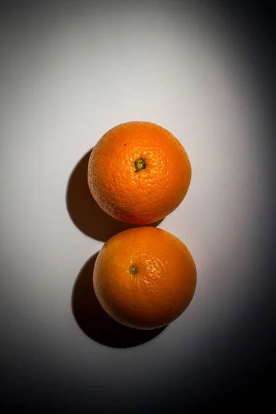 Dojrzała Pomarańcza Białym Tle — Zdjęcie stockowe