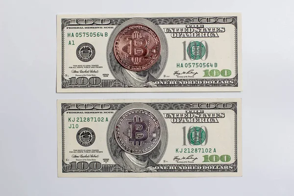 Bitcoin Coin Dollar Bills — Stock Photo, Image