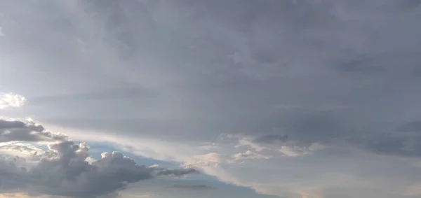 Hermosas Nubes Atardecer — Foto de Stock