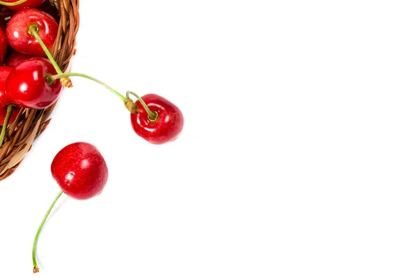 Reife Rote Kirschen Auf Weißem Hintergrund — Stockfoto