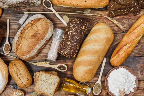 Lotes Pães Frescos Ingredientes Diferentes Pão Trigo Farinha — Fotografia de Stock