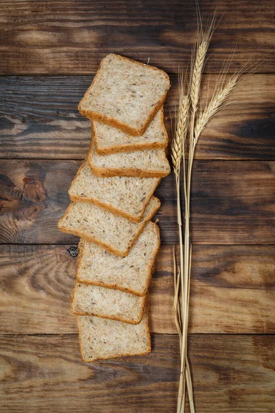 Frisches Glutenfreies Brot Scheiben Auf Holzoberfläche — Stockfoto