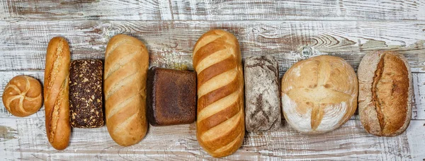 Pan Fresco Sin Gluten Una Superficie Madera Estilo Provence —  Fotos de Stock