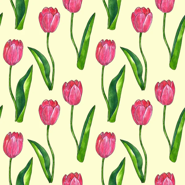 Rot rosa Tulpen mit Blättern. nahtloses Muster. Textur für Druck, Stoff, Textil, Tapete. Handgezeichnete Aquarell- und Tuschezeichnung auf gelb — Stockfoto