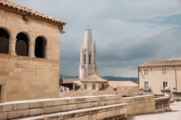 Girona Spanyolország Üres Lépcsők Kilátás Templom Santa Maria Nincs Ember — Stock Fotó