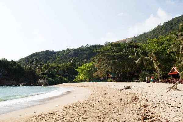 Praia Tropical Tailândia Com Oceano Azul Areia Branca Palmeiras — Fotografia de Stock