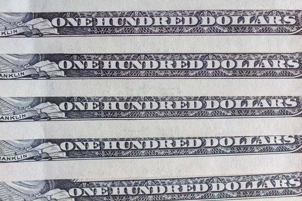 Tło z pieniędzmi amerykańskich stu dolarów banknotów — Zdjęcie stockowe