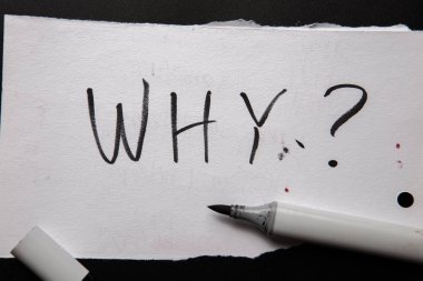 Handwriten metin neden beyaz kağıt üzerinde siyah kalemi ile yazılı soru