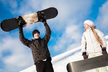 İki Genç Yetişkin snowboard bir yaşam tarzı görüntü