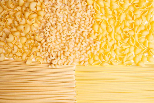 Varietà di tipi e forme di pasta italiana. Backgrou pasta secca — Foto Stock