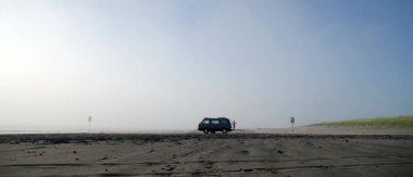 Long Beach Yarımadası yolda sonunda bas camper.