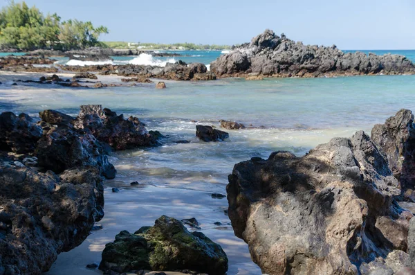 Rochas da praia de Waialea — Fotografia de Stock
