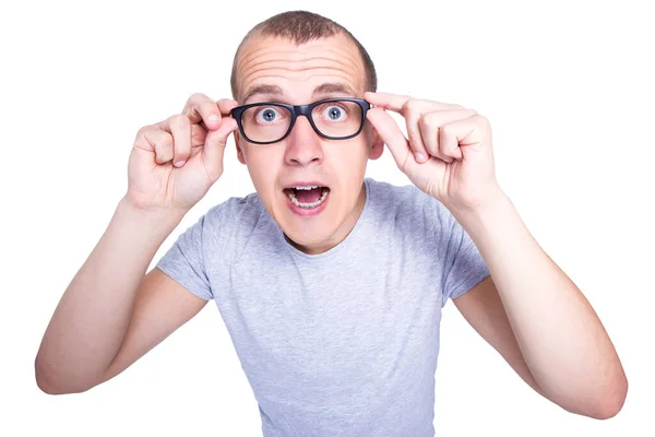 Удивлен Смешной Молодой Человек Очках Брекетами Зубах Изолированы Белом Фоне — стоковое фото
