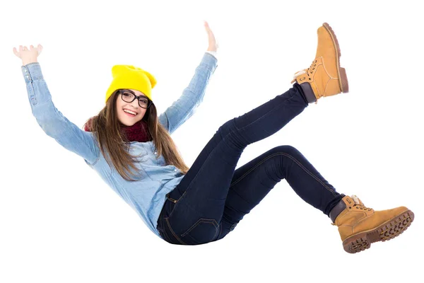 Engraçado Adolescente Menina Caindo Roupas Inverno Isolado Fundo Branco — Fotografia de Stock