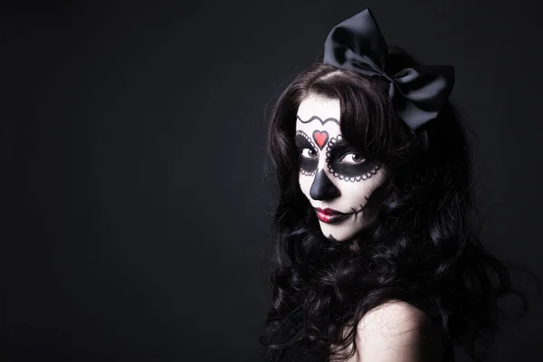 Criativo Halloween Compõem Retrato Bruxa Mulher Monstro Sobre Fundo Preto — Fotografia de Stock