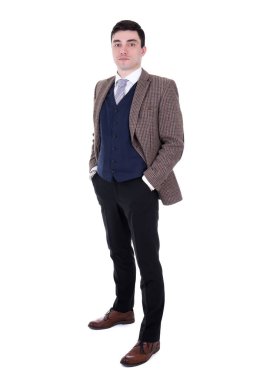 Genç yakışıklı iş adamı beyaz arka planda yalnız poz veriyor