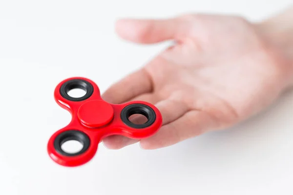 Primo Piano Spinner Fidget Mano Femminile Sfondo Bianco — Foto Stock