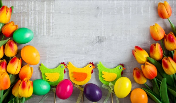 Easter Background Close Colorful Eggs Decorative Chicks Tulips Wooden Table — Stock Photo, Image