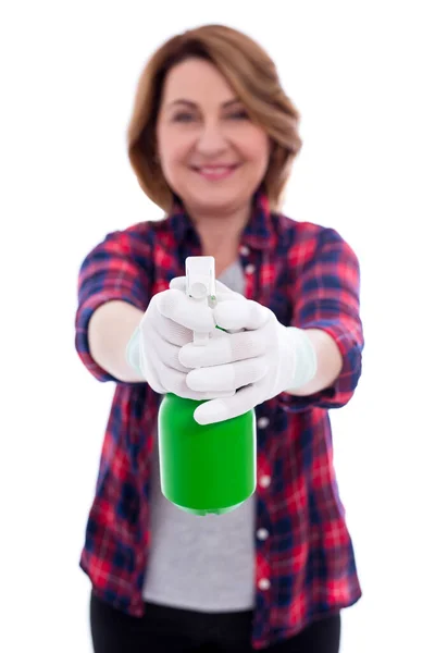 Conceito Limpeza Retrato Mulher Madura Com Frasco Spray Isolado Fundo — Fotografia de Stock