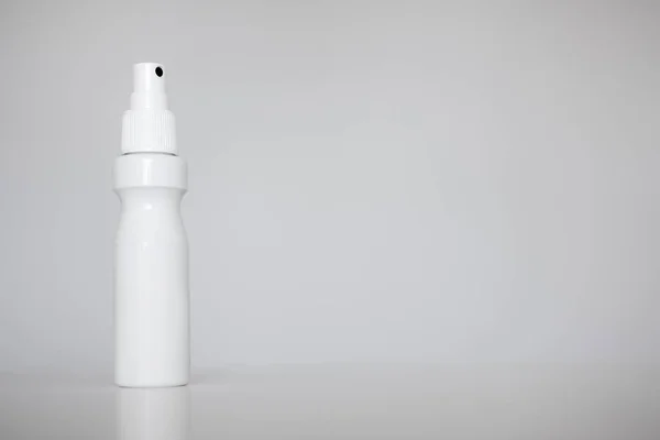 Kézhigiénia Vagy Fertőtlenítés Spray Üveg Fertőtlenítő Vagy Fertőtlenítő Fehér Háttér — Stock Fotó