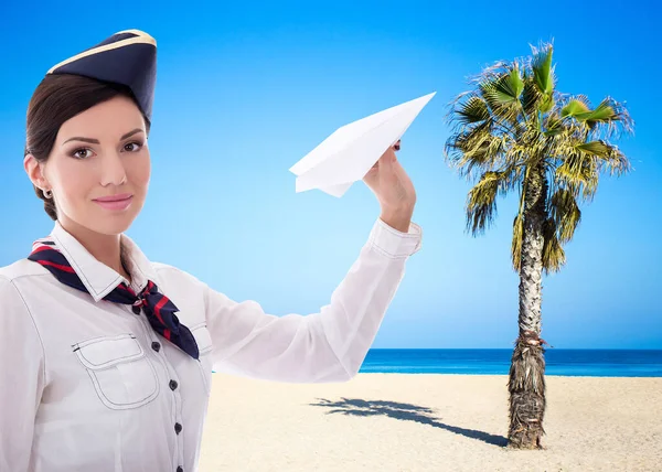 Travel Summer Concept Pretty Stewardess Paper Plane Beach Background — Stock Photo, Image