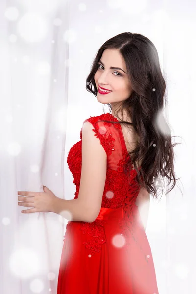 Portrait Belle Femme Robe Rouge Sur Fond Blanc — Photo