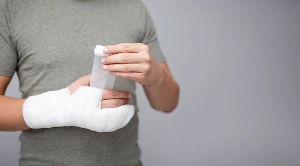 Fracture First Aid Concept Close Young Man Bandaging His Hand — Stock Photo, Image