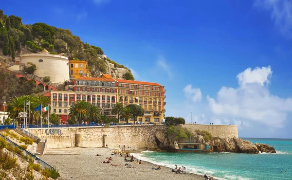Nice, Fransa - 08 Ekim 2014: Fransız Rivierası önde gelen turizm hedef ve eğlence için zengin ve ünlü merkezidir.