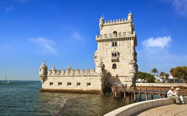 Lisbon, Portekiz - 02 Ekim 2014: Belem Kulesi, Unesco tarafından Dünya Mirası alanı sınıflandırılmış Portekizce Gotik tarzı, ünlü bir başyapıt.