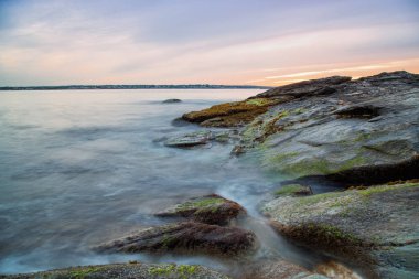 Sahilde güzel bir gün batımı