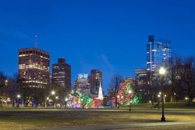 Boston 'da Noel Gecesi
