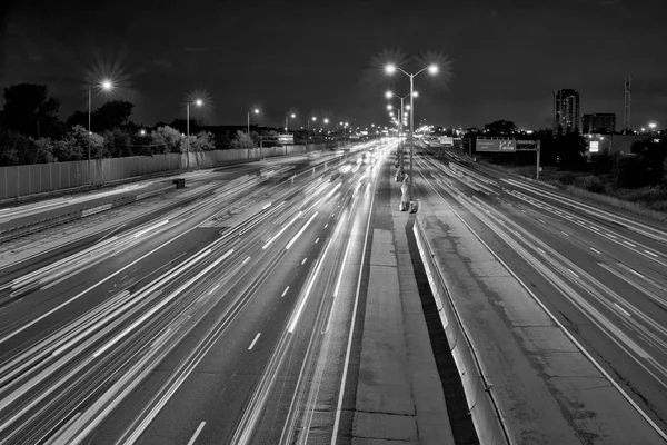 Highway Gardiner Expressway Toronto Ontario Bianco Nero Con Luci Posteriori — Foto Stock