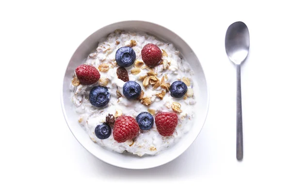 Muesli met youghurt en bessen — Stockfoto