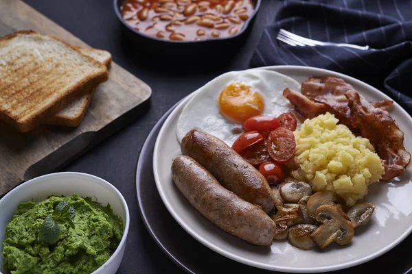 The traditional english breakfast. — Stock Photo, Image