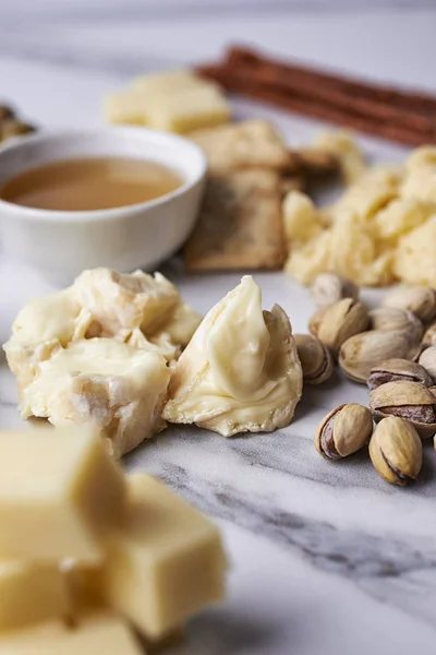 Placa de queijo com entrada — Fotografia de Stock