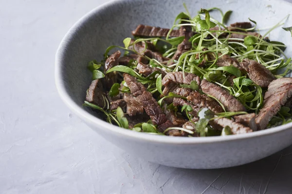 Insalata con manzo — Foto Stock